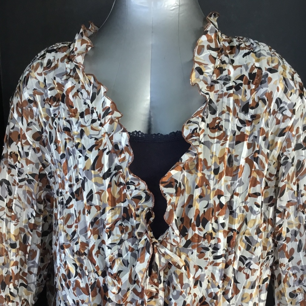 Woman XL Notation see-through top with tie